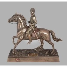 Veronese Mustafa Kemal Atatürk At Üstünde Figür 28cm