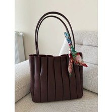 Fular Detaylı Makyaj Çantalı Omuz Çantası