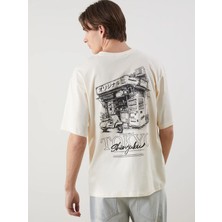 Lc Waikiki Yeni Sezon Bisiklet Yaka Tokyo Baskılı Erkek Tişört