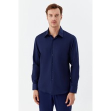 Sabri Özel Erkek Lacivert Sivri Yaka %100 Pamuk Regular Fit Uzun Kollu Gömlek
