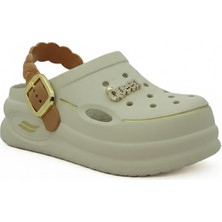 Letao Kadın Queen Aksesuarlı Yüksek Tabanlı Terlik & Sandalet - Taşlı Gold Detaylı Plaj Havuz