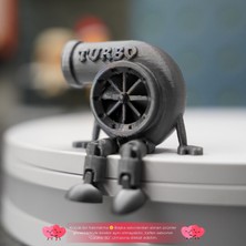 Oturan Turbo Tasarımlı Figür | Gri | Masa Üstü & Ofis Dekoru