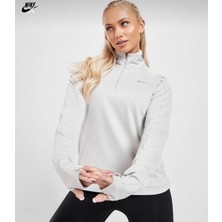 Nike Dri-Fit Pacer 1/4-Zip Running Çeyrek Fermuarlı Uzun Kollu Kadın Koşu T-Shirt DQ6377-012