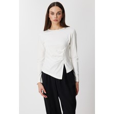 On Kadın Sıfır Yaka Büzgü Detaylı Bluz 61436 Ekru