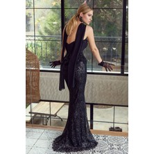 Ömür Inn Kadın Derin Göğüs Dekolteli Taş ve Payet Işlemeli Balık Form Abiye Elbise 6850 Siyah