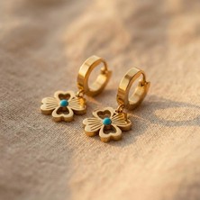 Zeino Turkuaz Taşlı Şans Yoncası Halkalı Sallantılı Çelik Küpe - 18K Altın Rengi Kaplama, 2,8 cm