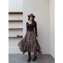 Esra Helvacı Kemerli Volan Detay Ekose Etek