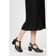 Albini Kadın Deri Zımbalı Ayakkabı 26108425Y