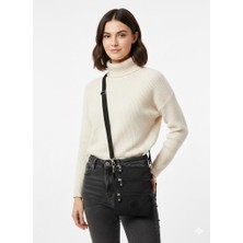 571 Krinkıl Minigözlü Askılı Çanta