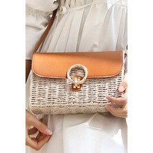 Fashion Cocktail Suni Deri Kapaklı Dikdörtgen Tabanlı Puantiye Astarlı Askılı Yazlık Tatil Omuz Çantası