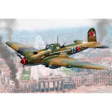 Academy 12357, 1/48 Il-2m3 Berlin 1945 Plastik Maketi