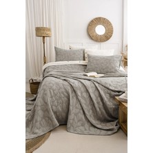 Şaheser Home Collection Bambi Jakarlı Yatak Örtüsü Seti, Yaprak Desenli, %100 Pamuk Jakarlı Kumaş, 3 Parça Yatak odası seti