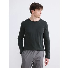 LC Waikiki Haki Bisiklet Yaka Uzun Kollu Erkek Tişört