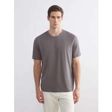 LC Waikiki Kahverengi Bisiklet Yaka Penye Erkek Tişört