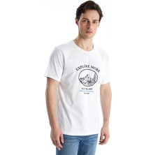 LC Waikiki Beyaz Bisiklet Yaka Baskılı Erkek Tişört