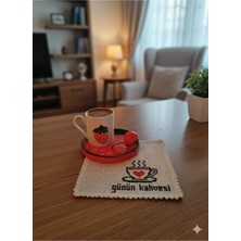 Rivelcandle Çilek Rüyası Türk Kahvesi Fincanı ve El Yapımı Peçete Seti 1 Kişilik