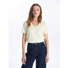 Lc Waikiki Yeni Sezon V Yaka Kadın Tişört