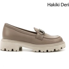 Gönderi(r) Kadın Bej Kalın Topuklu Tokalı Hakiki Deri Loafer Ayakkabı