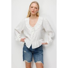 Mixray 4813 Kadın Volanlı V Yaka Bluz Ekru