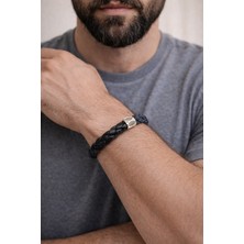 Herşey Nota Midnight Blue Hakiki Deri Erkek Bileklik – Siyah Lacivert Çift Renk – Metal Detaylı Çelik KILIT-1324