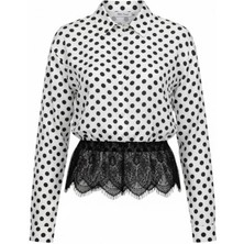 Miss Poem Kadın Siyah Puantiye Desenli Dantel Detaylı Gömlek