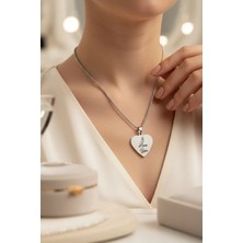 Medo E-Konsept ❤️I Love You Yazılı Kalp Kolye | Gümüş Kaplama Çelik | Modern Kalp Tasarım | Unisex Anlamlı Hediye