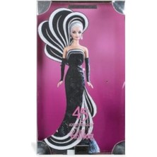 Barbie 45. Yıldönümü Bebek Von Mackie