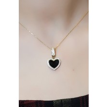 Taş Çerçeveli Siyah Kalp Kolye Ucu 14 Ayar A059760