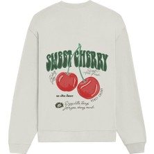 The Lucid Lab Sweet Cherry Oversize Sweatshirt - Beyaz