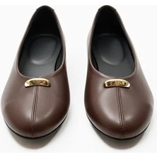 Ne&Ve Shoes Hakiki Deri Gold Aksesuar Detaylı Kadın Günlük Babet