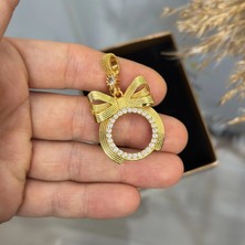 Çeyreklik Çerçeveli Fiyonk Kolye Ucu