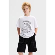 Nk Erkek Çocuk Labirent Tshirt 8-14 Yaş Beyaz