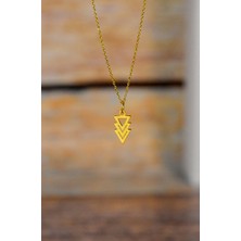 Üçgen Model Kolye 22 Ayar A071554