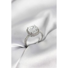 Prativas Kare Tek Taş Model Zirkon Taşlı Gümüş Renk Kadın Yüzük - PRT3500EB10424