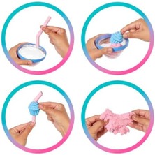 Nexa Pop Reveal Serisi Bebek ve Aksesuar Seti, Atıştırmalık Serisi, Kapkek Düşkünü Havalı Kız ve Evcil Hayvanı, Renk Değişimi Dahil 8 Sürpriz, JFY61