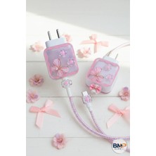 BMP GLOBAL Premium Kurdeleli Tasarımlı Type-C Şarj Aletleri ile Uyumlu Koruyucu Set – Pembe Estetik-18W/20W/25W uyumlu