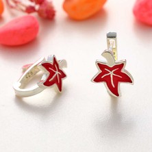 Tienda Elegante Gümüş Çınar Yaprağı Çocuk Küpesi