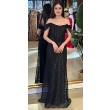 Abiyeniall Siyah Madonna Yaka Sırt Dekolteli Düz Kesim Dantel Uzun Abiye Elbise 11181-02