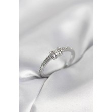 Prativas Zirkon Taşlı Gümüş Renk Pirinç Kadın Yüzük - PRT3500EB10468