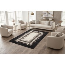 Decomarie Siyah ve Gri Tonlu Dana Derisi Patchwork Halı – El Yapımı Doğal Deri Dekoratif Halı