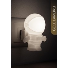 Alastor Astronot Gece Lambası On/off Tuşlu Koridor Hol Işığı Uyuma Işığı Beyaz Işık Beyaz GC03