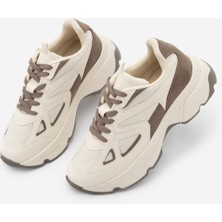 Marjin Kadın Sneaker Ekru Süet Yüksek Kalın Taban Bağcıklı Spor Ayakkabı Termo Taban
