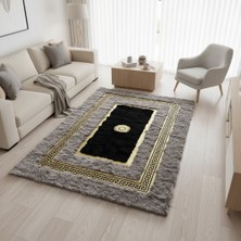 Decomarie Altın Bordürlü Gri Toscana Kürk Halı – Şık ve Prestijli Salon Tasarımı