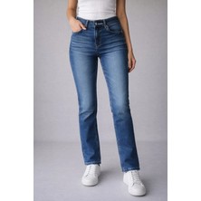 İnce Moda Giyim Yüksek Bel Orta Mavi Straight Fit Kadın Jean Pantolon