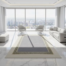 Decomarie Gri Zeminli Altın Klasik Bordür Detaylı Peluş Halı – Yumuşak Dokulu, Şık ve Dekoratif Halı