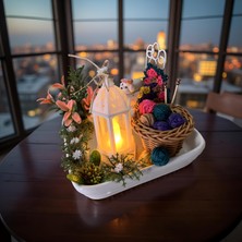 Florivya Design Dekoratif Fenerli Masa Üstü Aranjman | LED Işıklı El Yapımı Orta Sehpa & Konsol Süsü