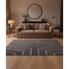 Decomarie Gri Zeminli Gümüş Desenli Peluş Halı – Yumuşak Dokulu, Modern ve Dekoratif Halı