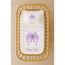 Moda Lime Isimli Bebek Nevresim Takımı 70X120 – Mor Kelebek Tasarım – Akfil Kumaş – Fırfırlı Dolgulu Yastıklı