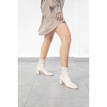 Straswans Pekin  Kadın Streç Küt Kalıp Deri Bot Bej