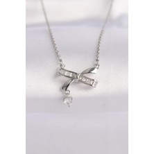 İsmiyle Al 316L Çelik Zincir Gümüş Renk Zirkon Taşlı Kalp Detay Fiyonk Kolye